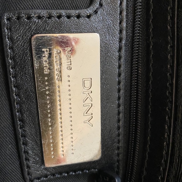 DKNY Logo purse - Picture 2 of 4